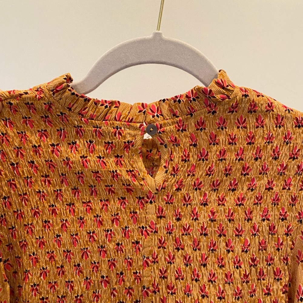 Olivaceous Flower Puff Sleeve Top - Picture 4 of 5